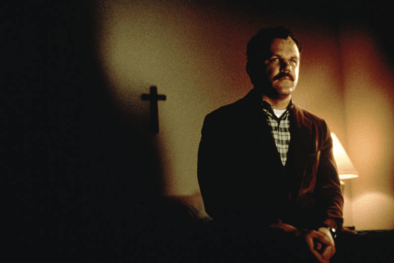 Jim Kurring ใน Magnolia (1998) รับบทโดย John C. Reilly